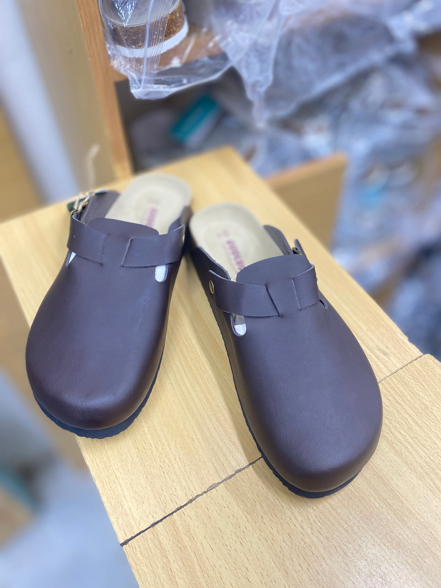 CLOGS SANDALS