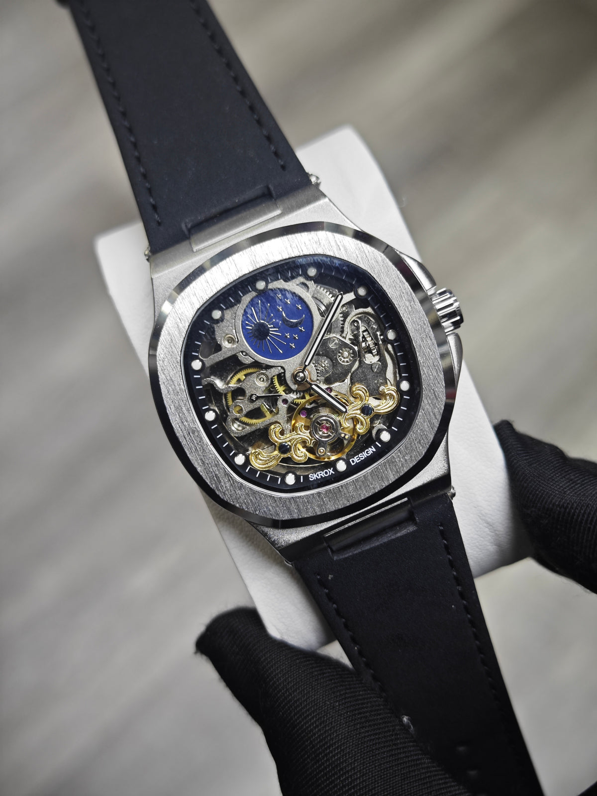 SKROX MECHANICAL WATCH