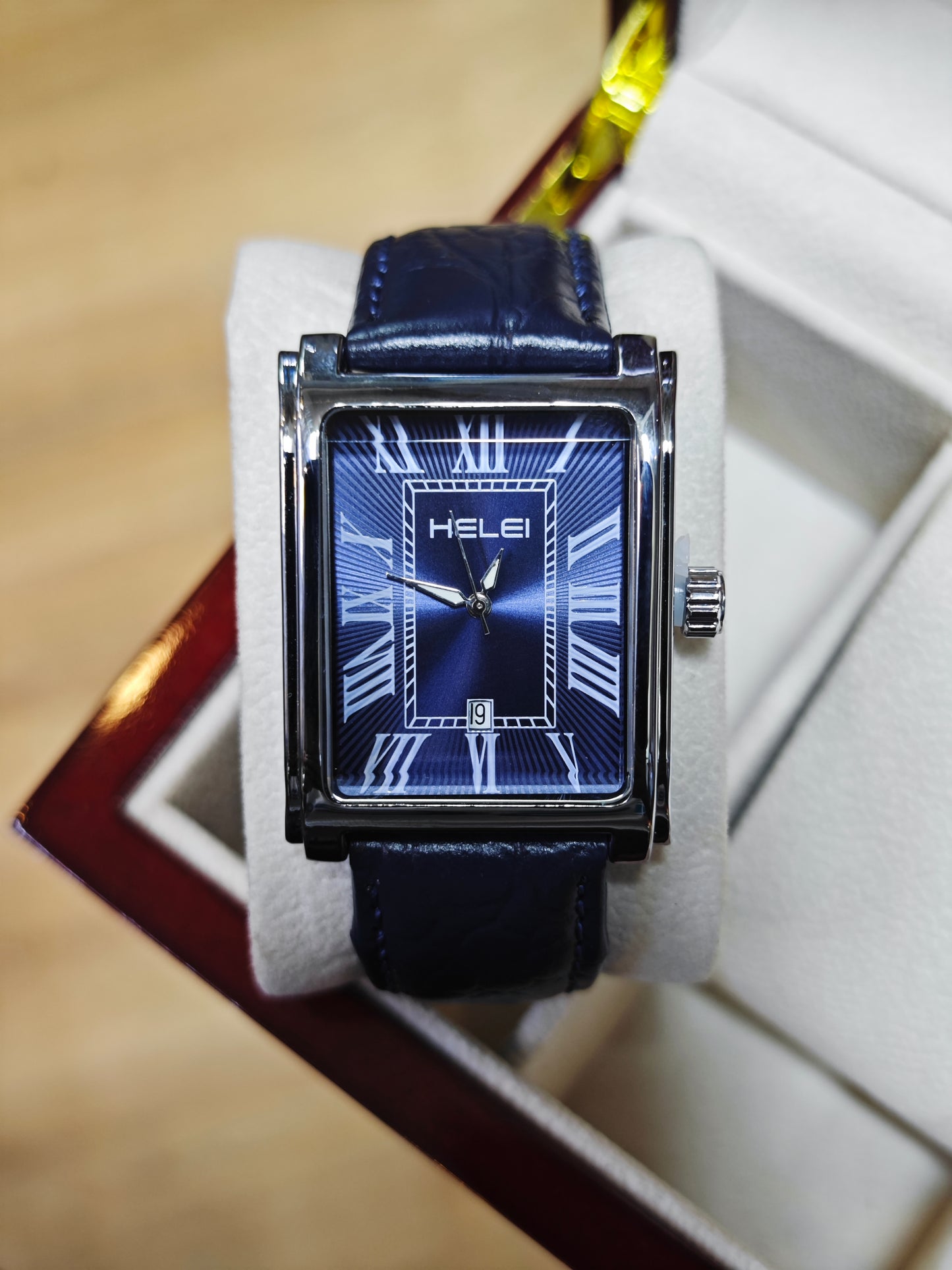 Helei 9015 Premium Vintage watch