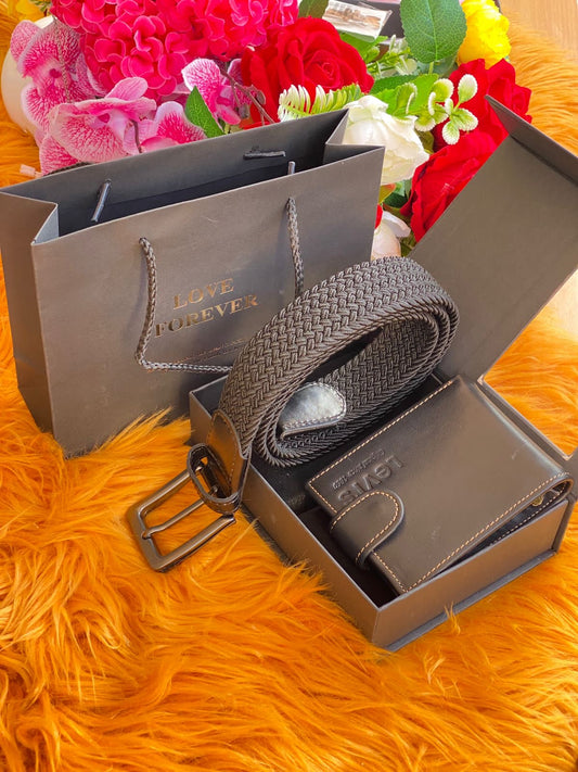 A GENTS WALLET AND WOOVEN BELT GIFT SET