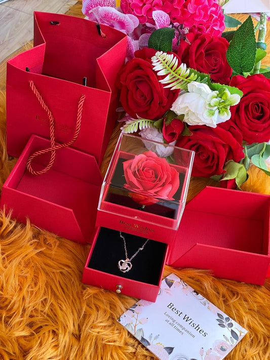 I LOVE YOU IN HUNDRED LANGUAGES NECKLACE  ROSES SET