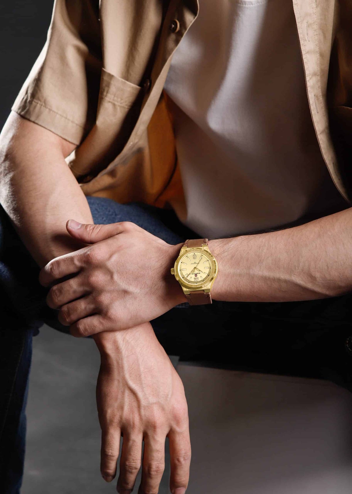 Naviforce NF9233 Daily wear watch