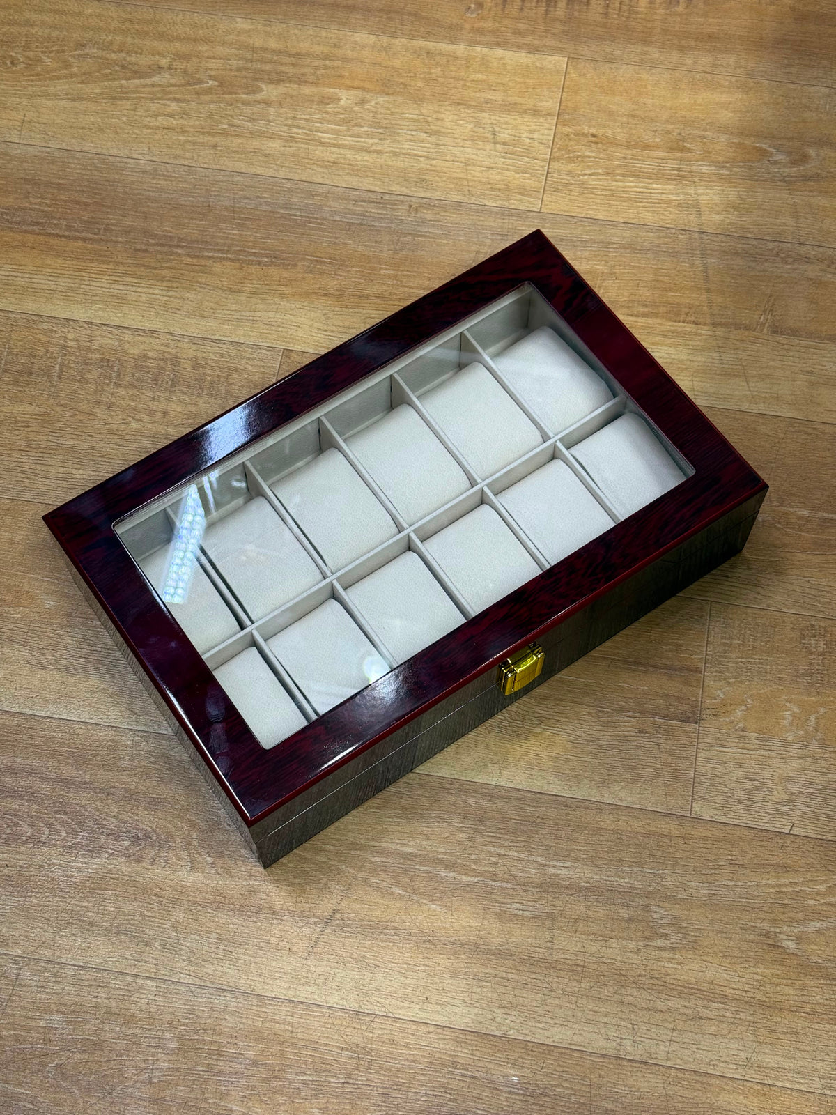 WOODEN  WATCH ORGANIZERS