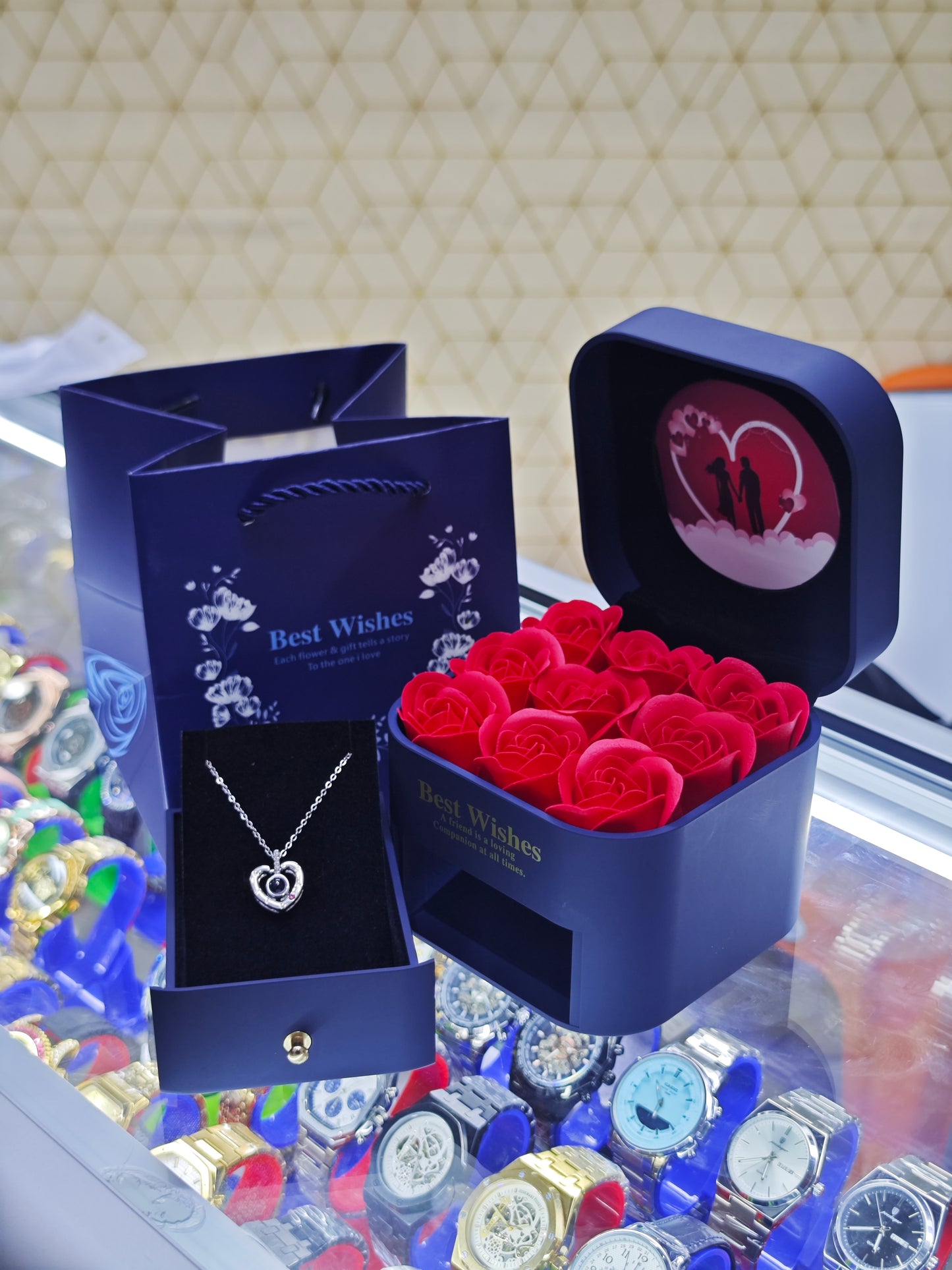 I love you in hundred Languages Necklace Gift set